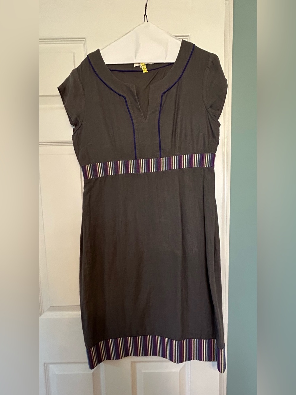 Women’s Gray Short Sleeve Shift Dress with Multicolor Stripe Trim